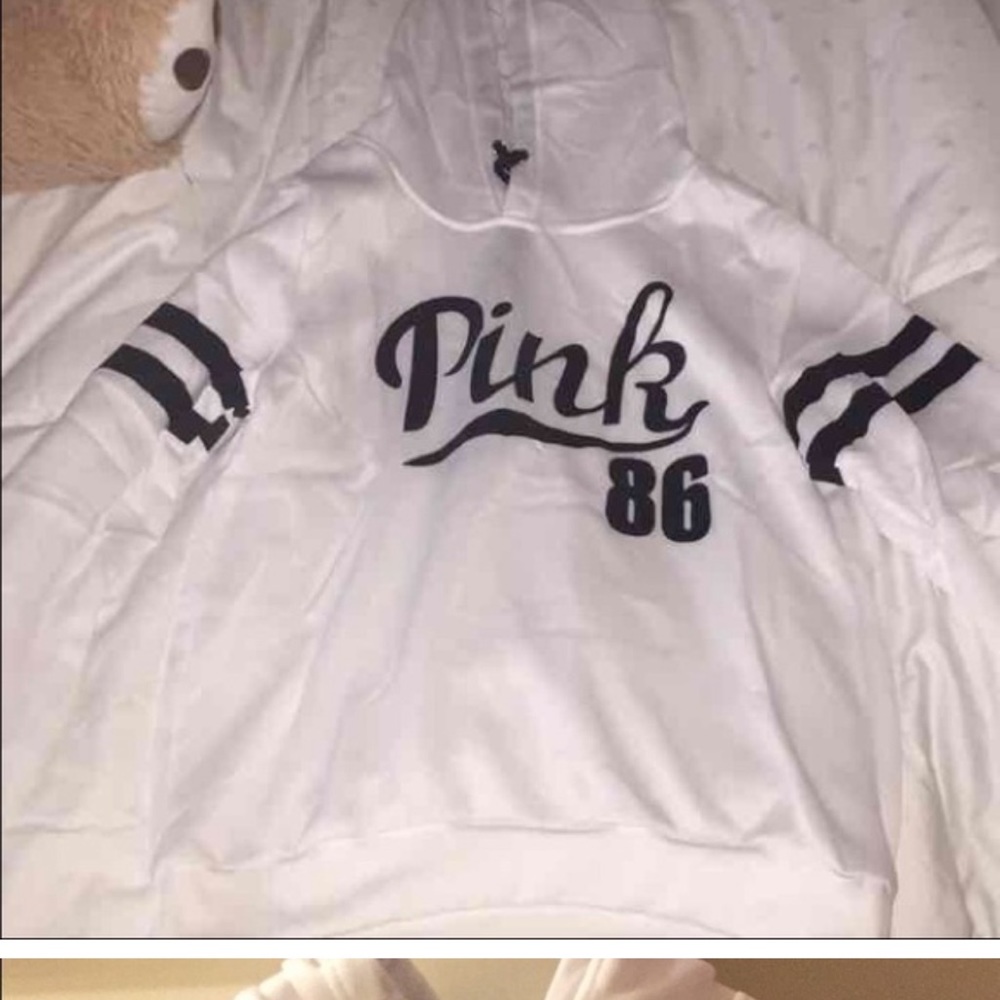 faux vs pink white hoodie size medium:)
